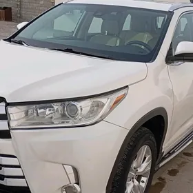 Toyota Highlander 2017