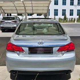 Toyota Avalon 2011