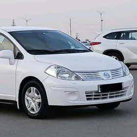 Nissan Versa 2010