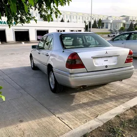Mercedes-Benz C320 1994