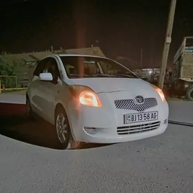 Toyota Yaris 2006