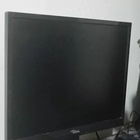 Kompyuter fujitsu