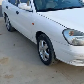 Daewoo Nubira 2002