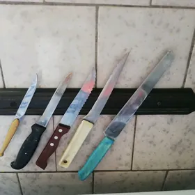 Магнитна вешалка для ножей