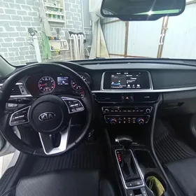 Kia Optima 2020