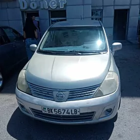 Nissan Versa 2010