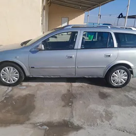 Opel Astra 2001