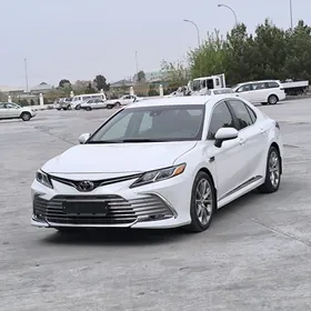 Toyota Camry 2022