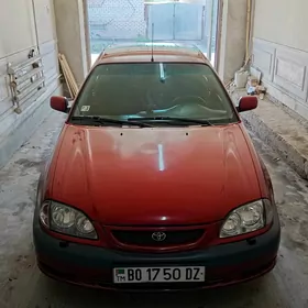 Toyota Avensis 2001