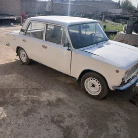 Lada 2104 1980