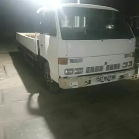 Mitsubishi Canter 1993