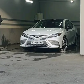 Toyota Camry 2022