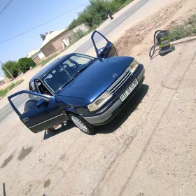 Opel Vectra 1990