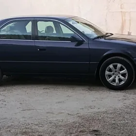Toyota Camry 1999