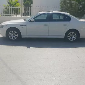 BMW E60 2004