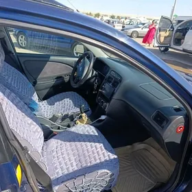 Toyota Avensis 2002