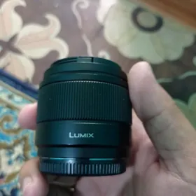 Lumix 25mm 1.7acÿar
