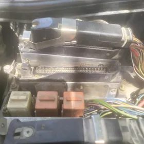 kompyuter 402 BMW Bosch