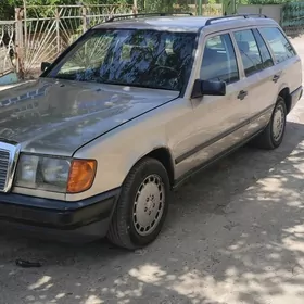 Mercedes-Benz 230E 1987