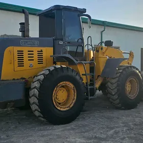 XCMG ZL50 2010