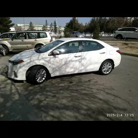 Toyota Corolla 2015