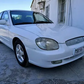 Hyundai Sonata 2000