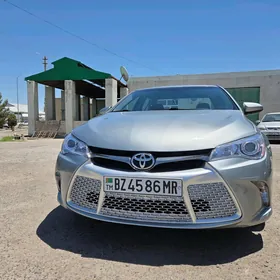 Toyota Camry 2016