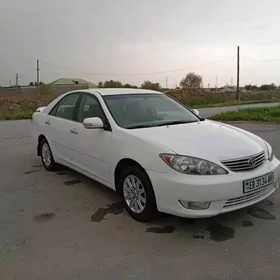 Toyota Camry 2004
