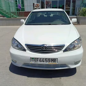 Toyota Camry 2004