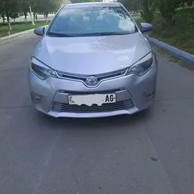 Toyota Corolla 2015
