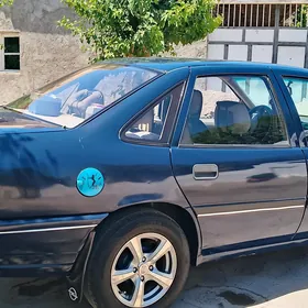 Opel Vectra 1990