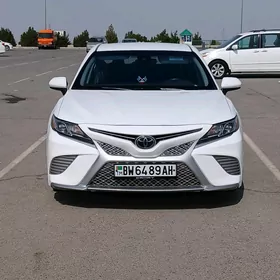 Toyota Camry 2020