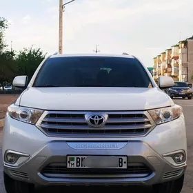 Toyota Highlander 2011