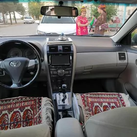 Toyota Corolla 2011