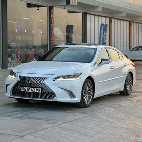 Lexus ES 350 2019
