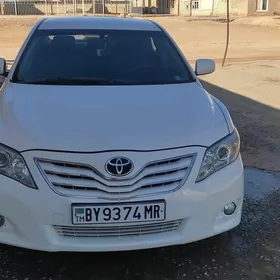 Toyota Camry 2011