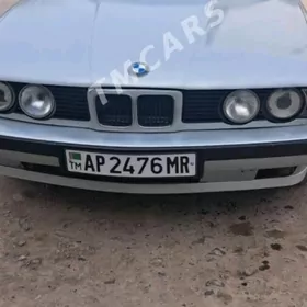 BMW 520 1990