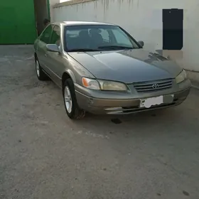 Toyota Camry 1998