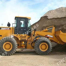 traktor suriji