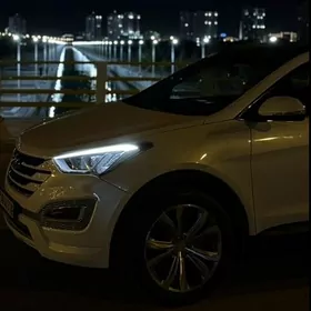 Hyundai Santa Fe 2014