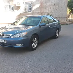 Toyota Camry 2003
