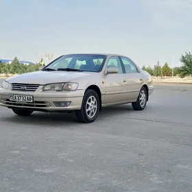 Toyota Camry 1999