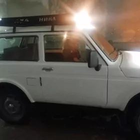 Lada Niva 2002