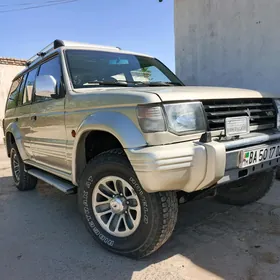 Mitsubishi Pajero 1994