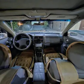 Infiniti I30 1999