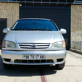 Toyota Sienna 2002