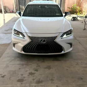 Lexus ES 350 2019