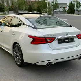 Nissan Maxima 2019