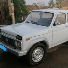 Lada Niva 1980