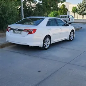 Toyota Camry 2013